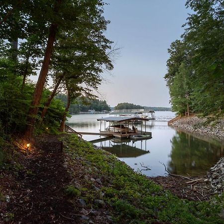 Lanier Landing - Private Dock Hot Tub Game Room Gainesville Eksteriør bilde